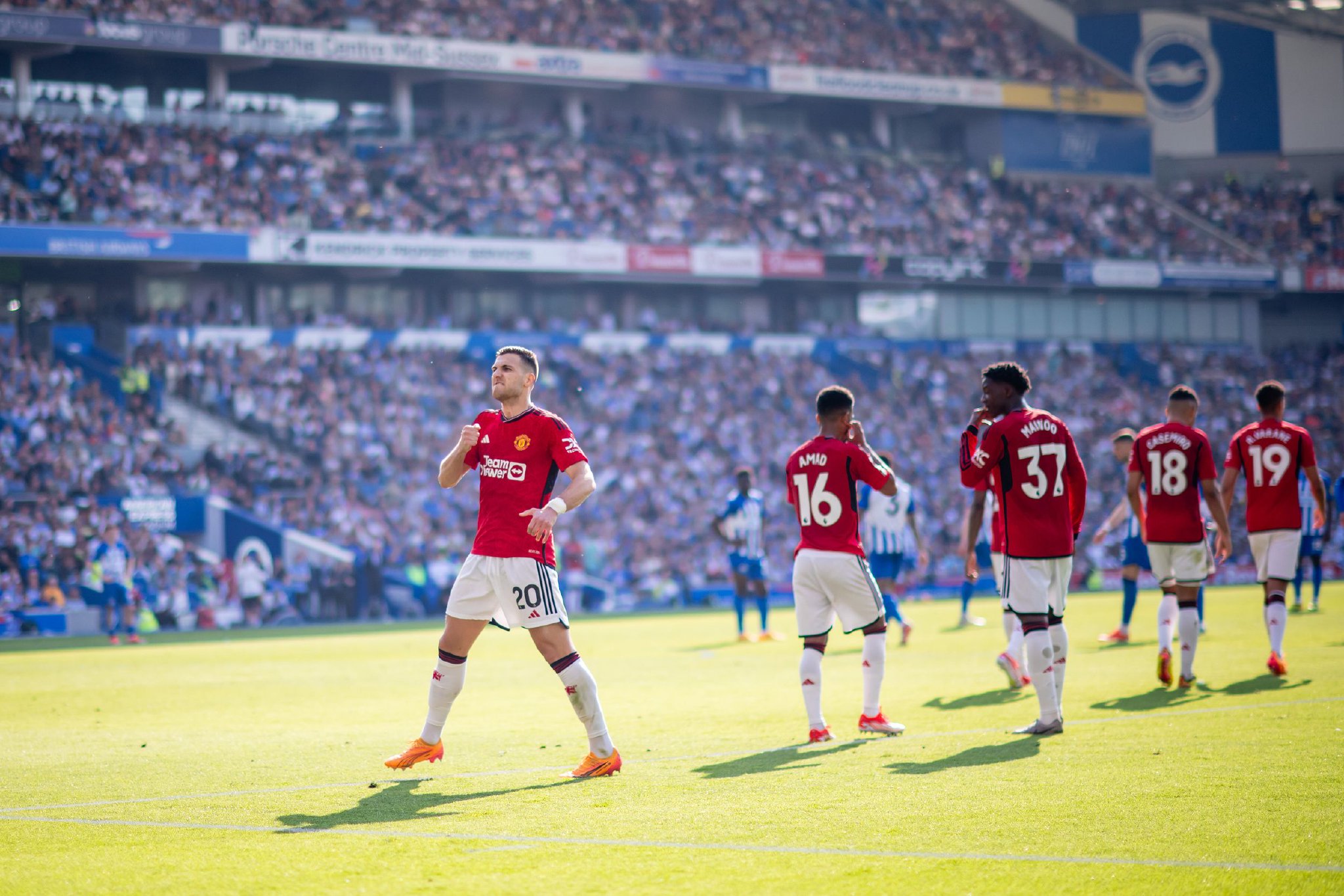 被公开的1 被公开的1